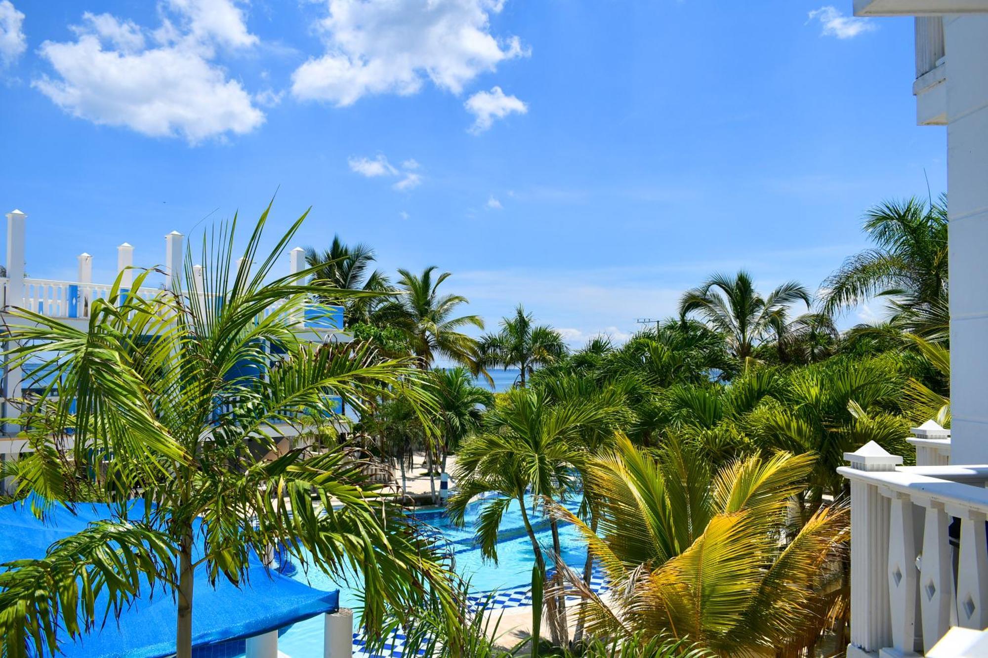Hotel Isla Magica Coveñas Zewnętrze zdjęcie